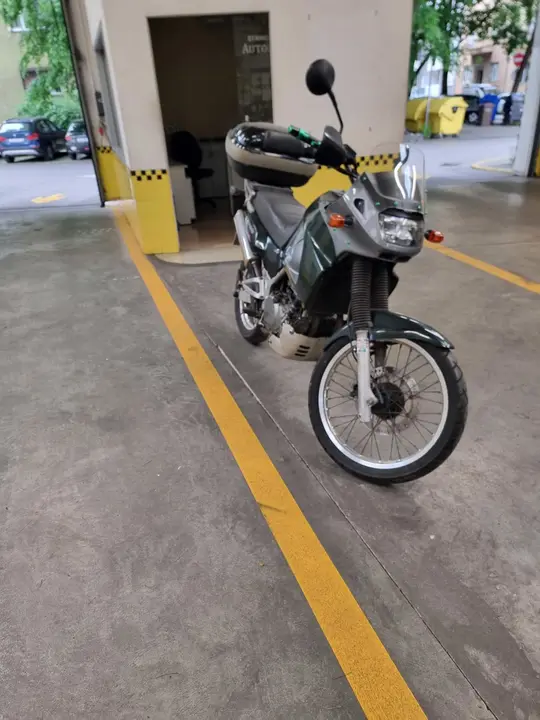 Kawasaki KLE 500