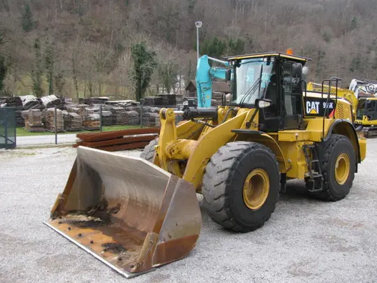 Caterpillar Utovarivač Caterpillar 966K TOP stanje