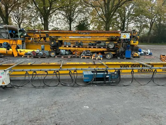 Ostalo DIZALICA-KRANSKA-HALSKA-DEMAG 5T x 7,530 m