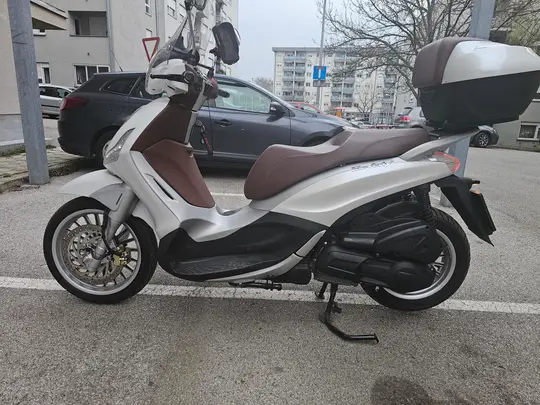 Piaggio Beverly
