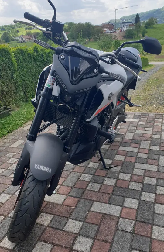 Yamaha MT 03