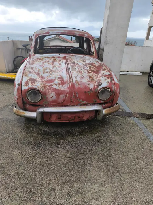 Renault Alaskan