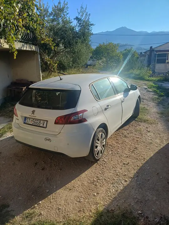 Peugeot 308