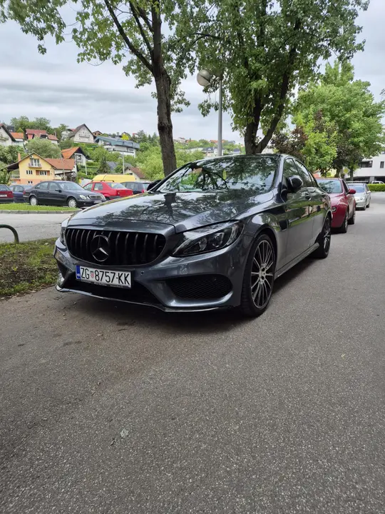 Mercedes-Benz C 180