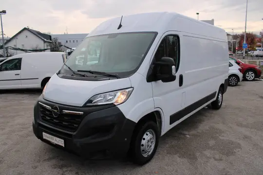 Opel Movano