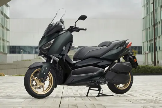 Yamaha X MAX 300