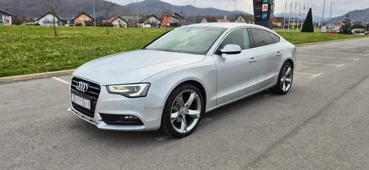Audi S5