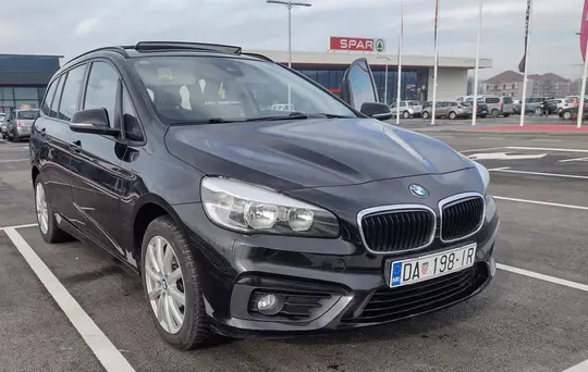 BMW 218