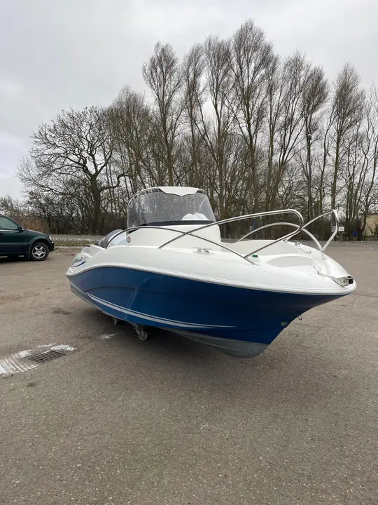 Quicksilver 555