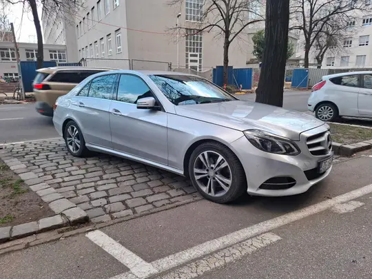 Mercedes-Benz 250