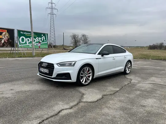 Audi S5