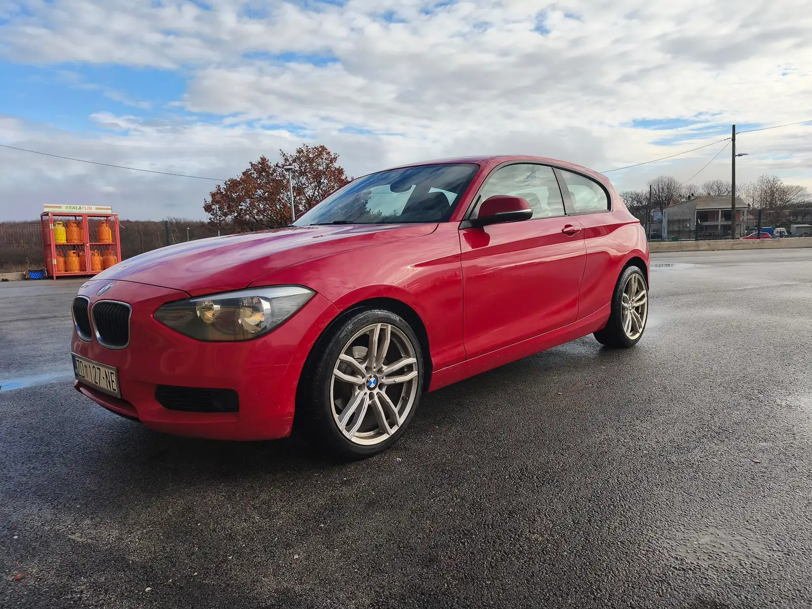 BMW 114