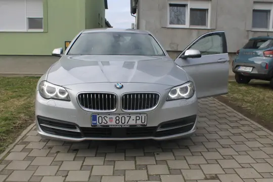 BMW 518