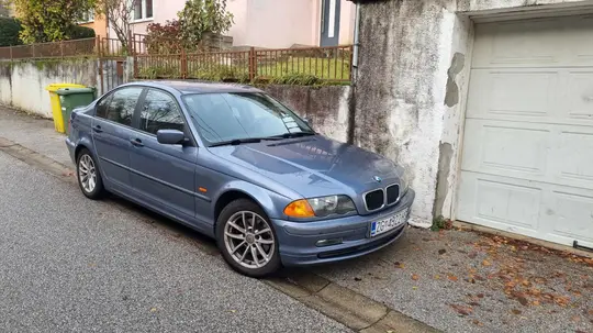BMW 318