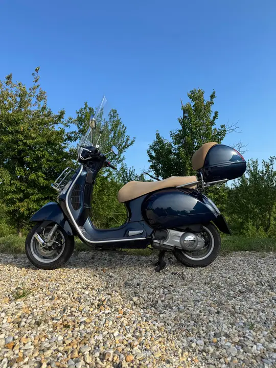Piaggio Vespa
