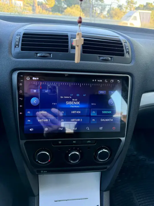 Thumbnail 6