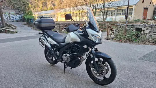 Suzuki V-Strom 650
