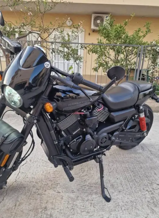 Harley-Davidson Street ROD