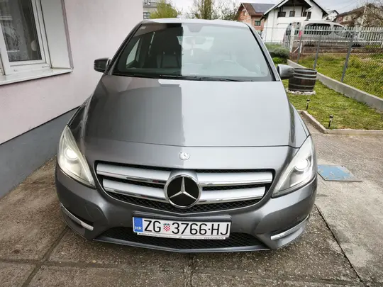 Mercedes-Benz B 150