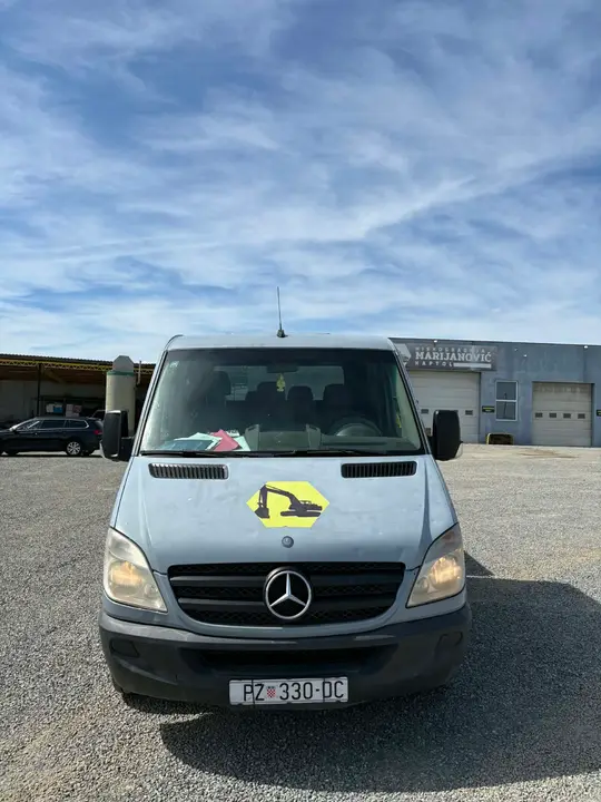 Mercedes-Benz Sprinter