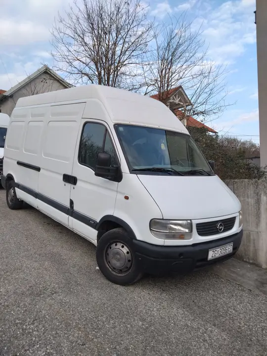 Opel Movano