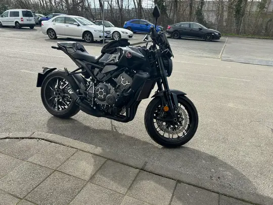 Honda CB1000R