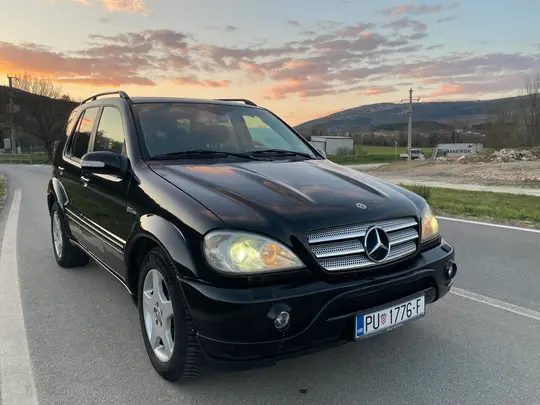 Mercedes-Benz ML 55 AMG