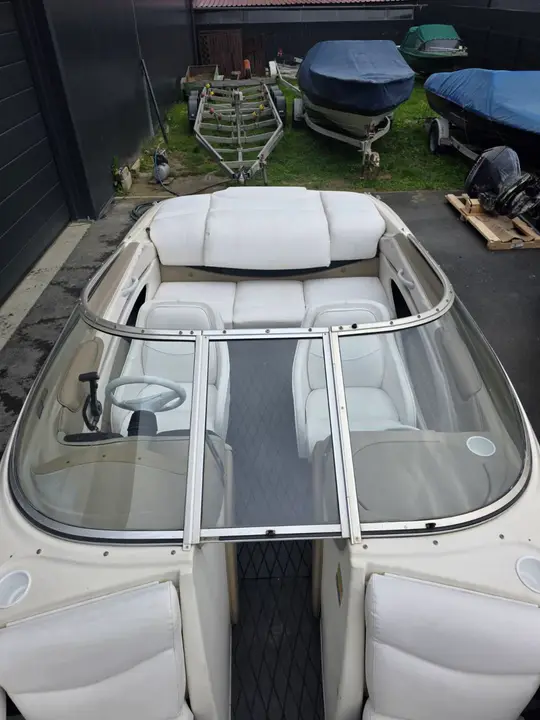 Bayliner Capri