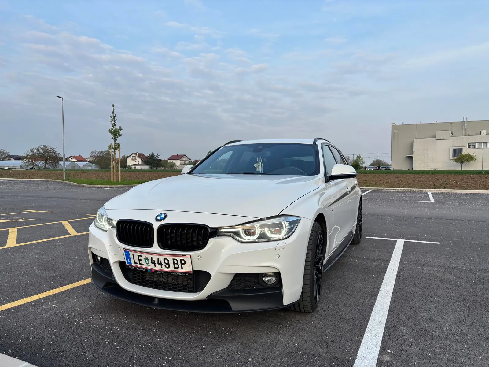 BMW 320