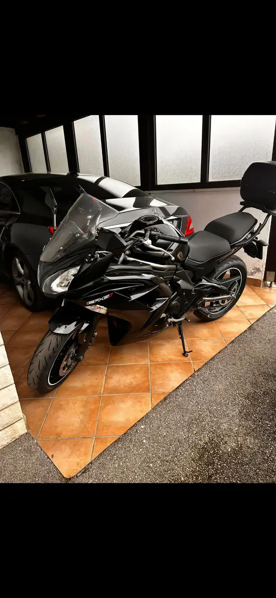 Kawasaki ER-6f