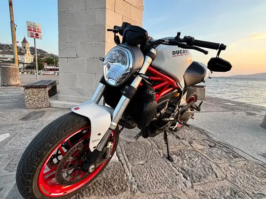 Ducati Monster