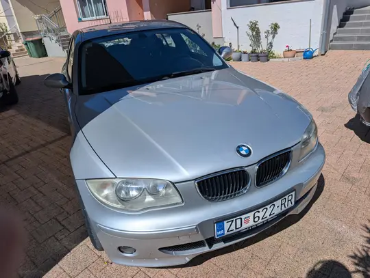 BMW 118