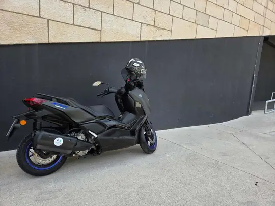 Yamaha X MAX 300