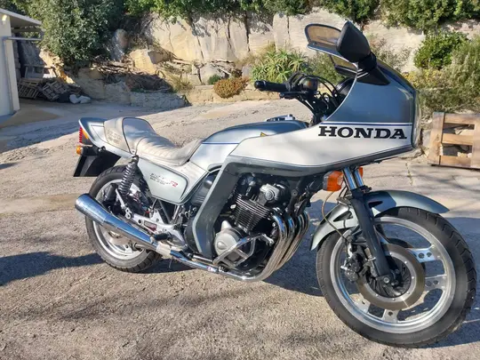 Honda CB