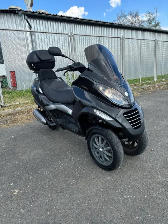 Piaggio MP3