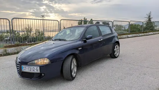 Alfa Romeo 147