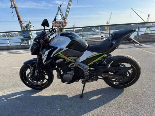Kawasaki Z900