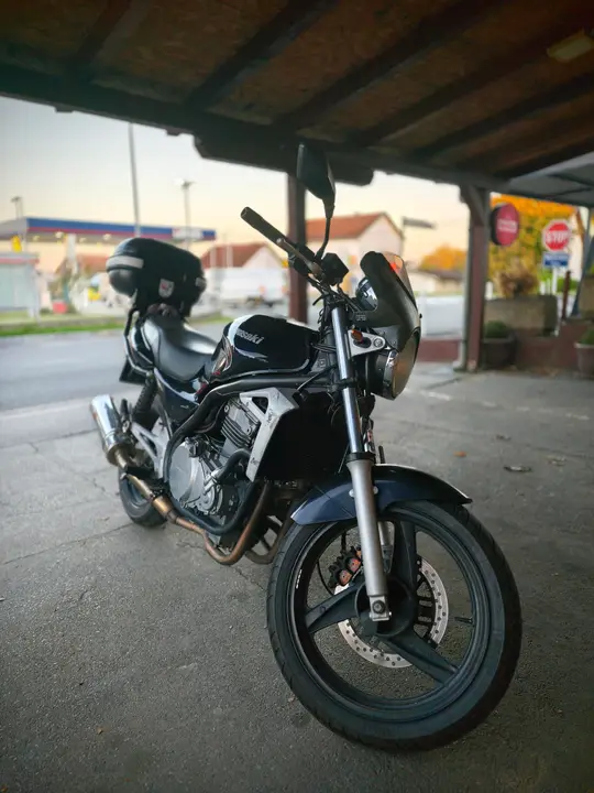 Kawasaki ER 5