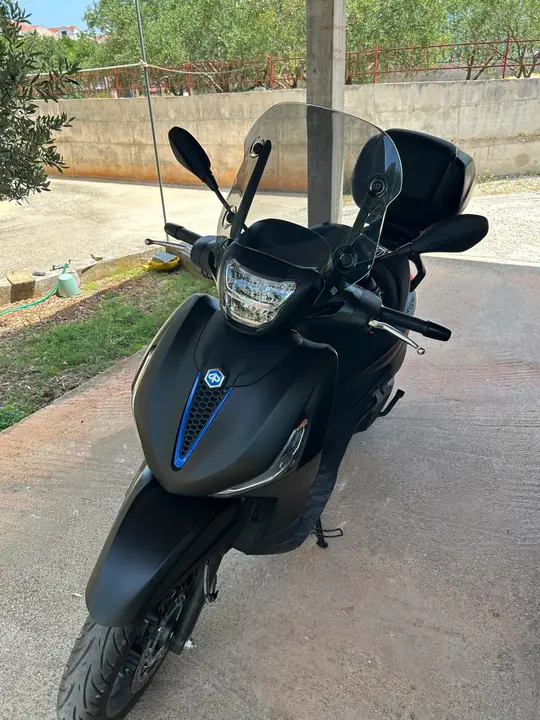Piaggio Beverly