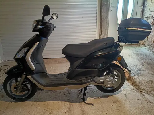 Piaggio FLY 50