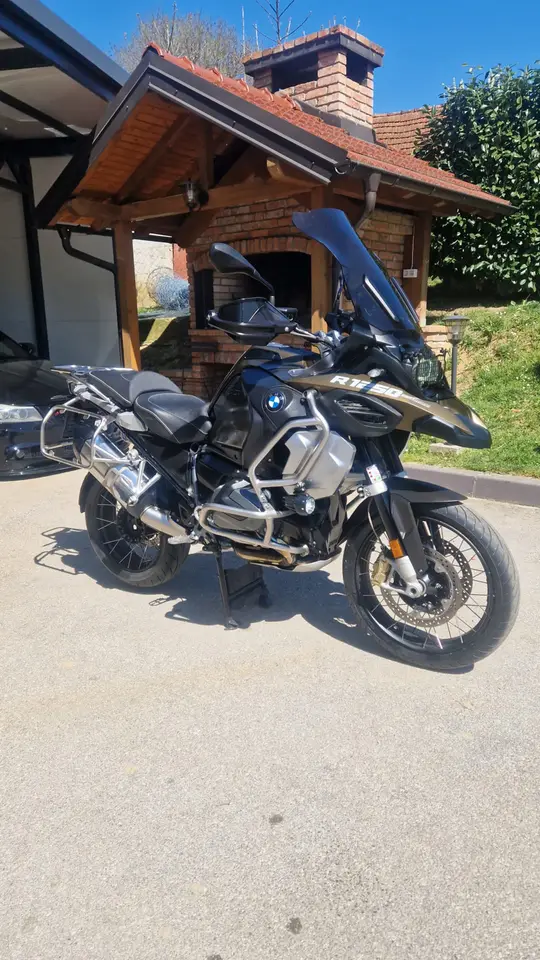 BMW R1250GS