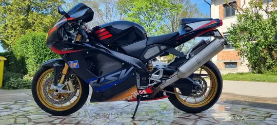 Aprilia RSV 1000