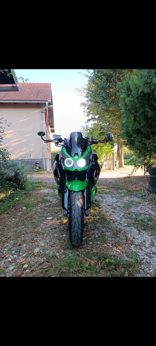 Kawasaki Z1000