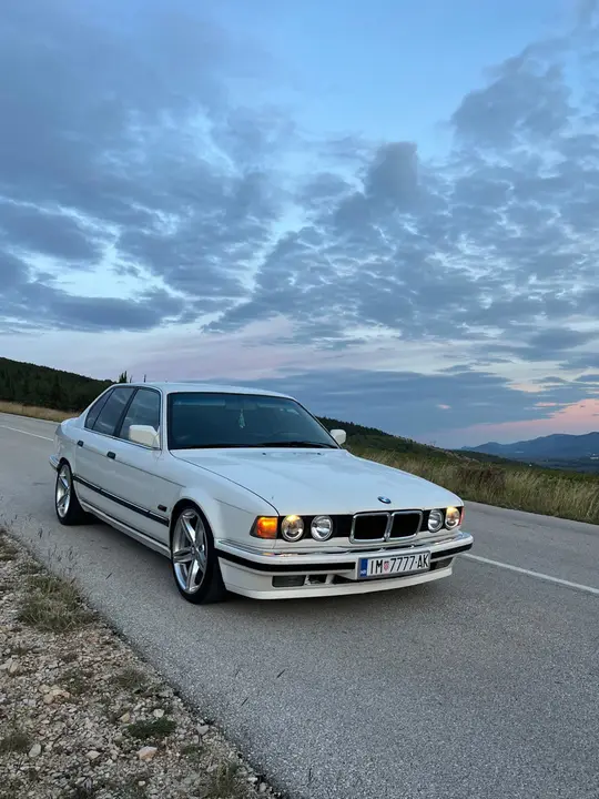 BMW 725