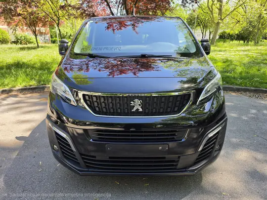 Peugeot Traveller