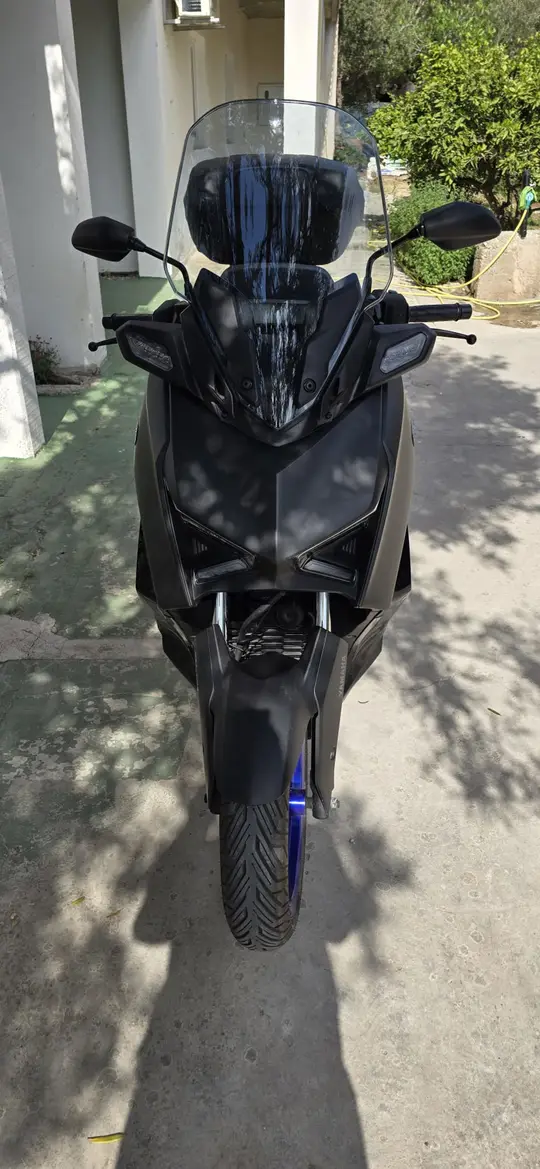 Yamaha X MAX 300