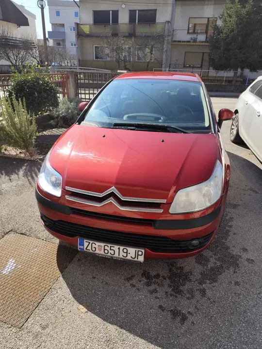 Citroën C4