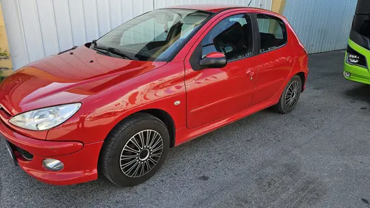 Peugeot 206