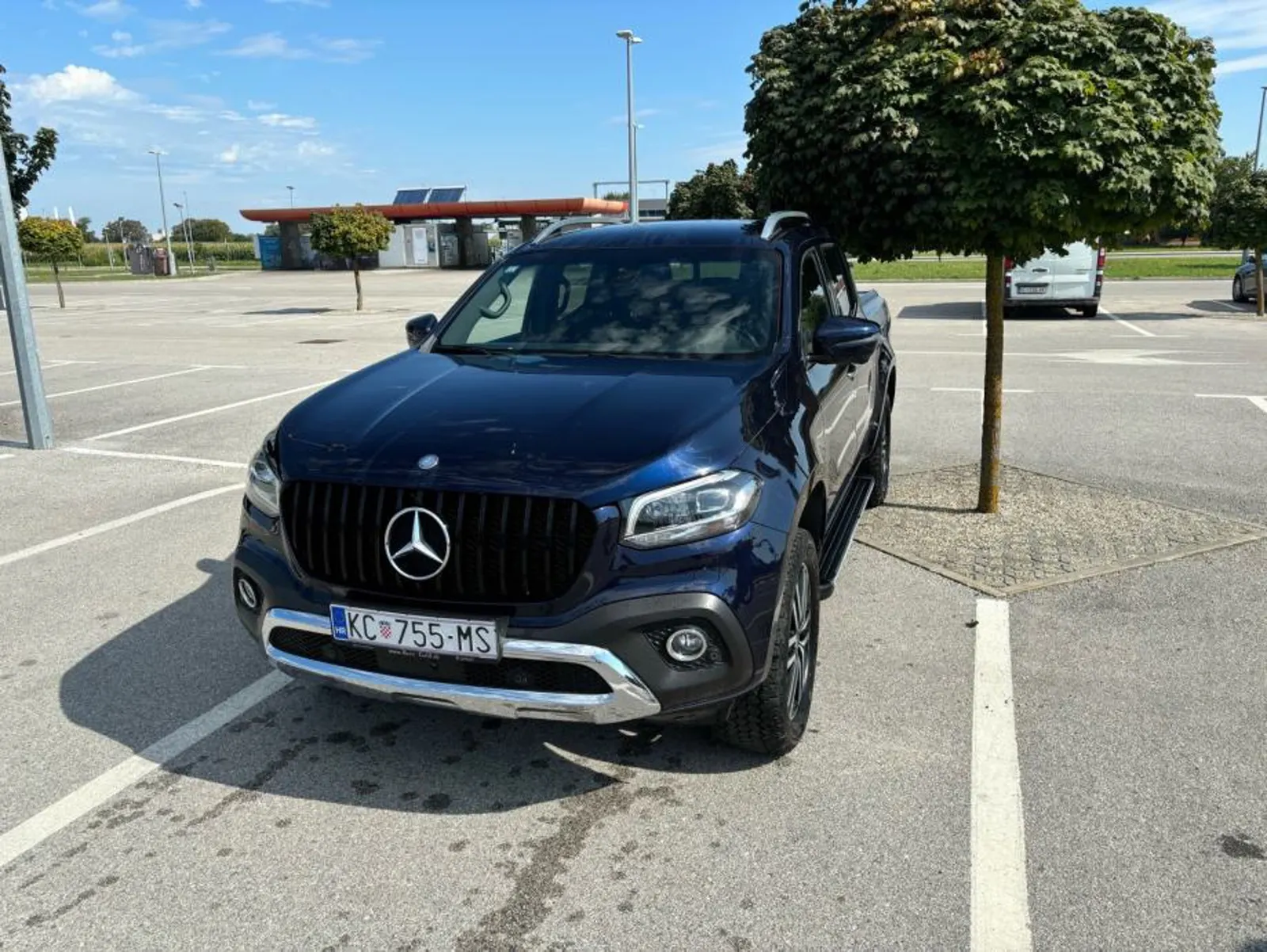 Mercedes-Benz 250