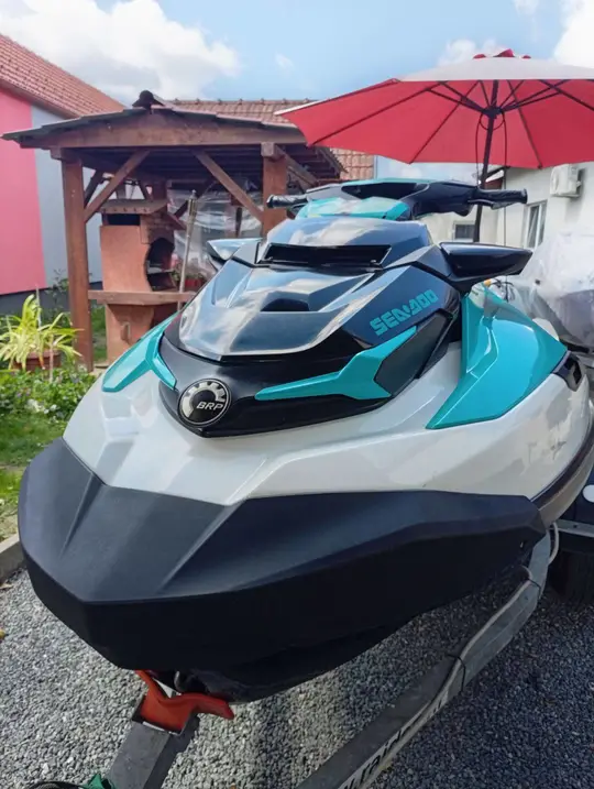 SEA DOO